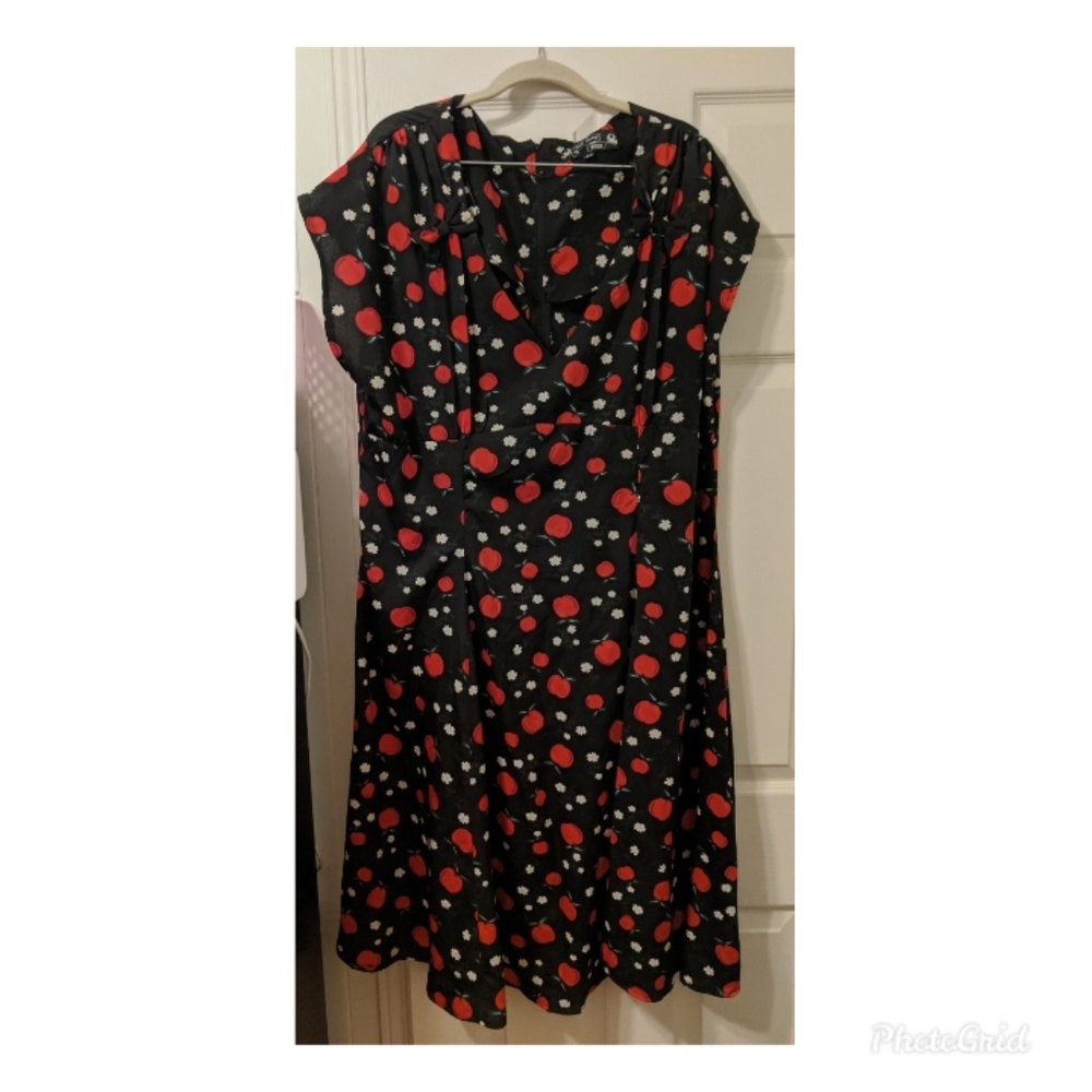 Sheila Apple Print Dress